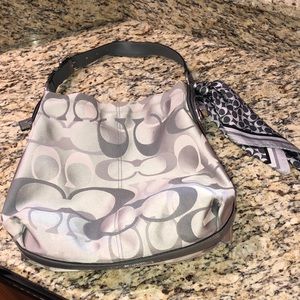 COACH grey Jacquard fabric tote bag w/ scarf